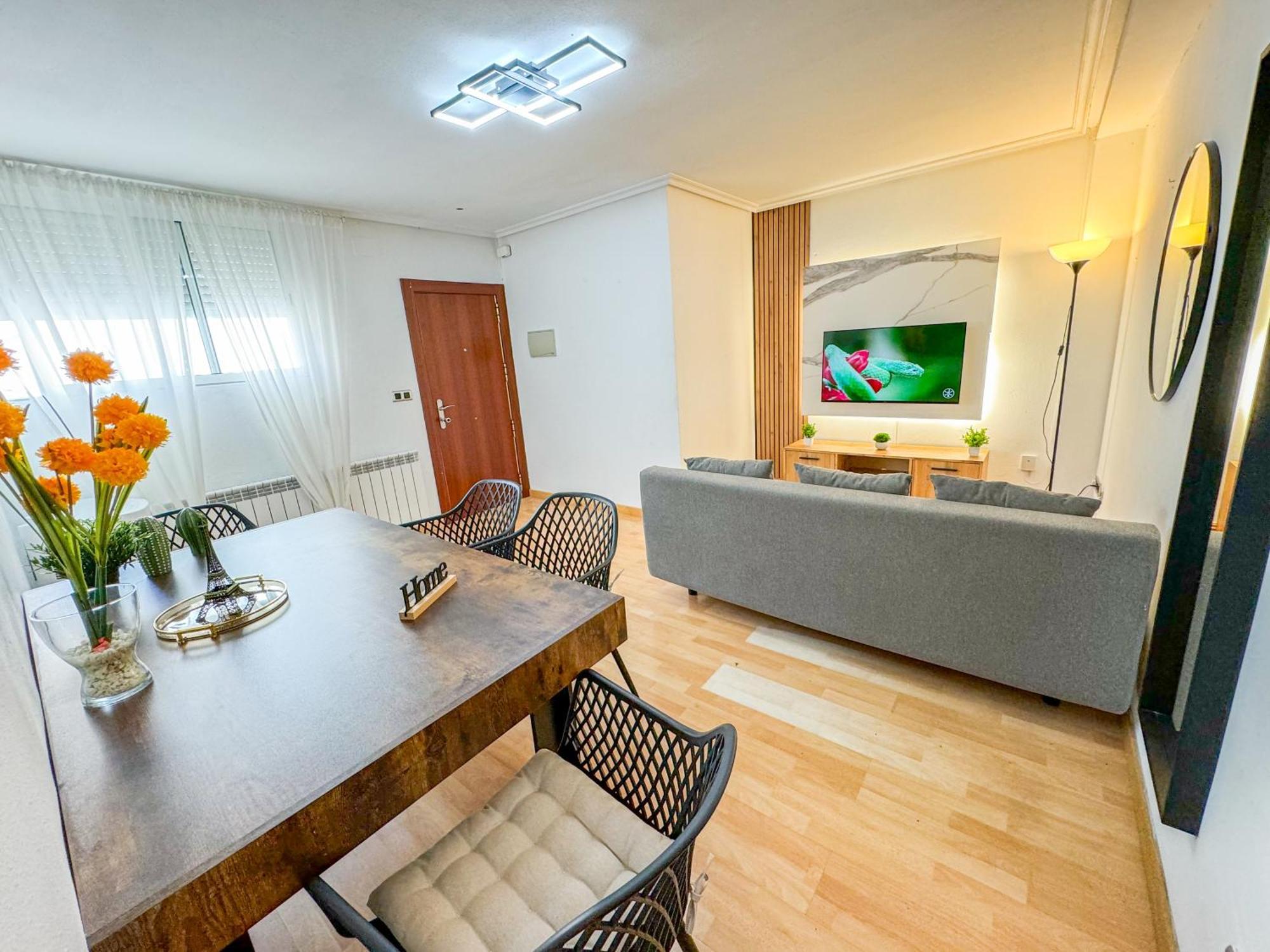El Angel Del Pilar Turistea Apartment Zaragoza Luaran gambar